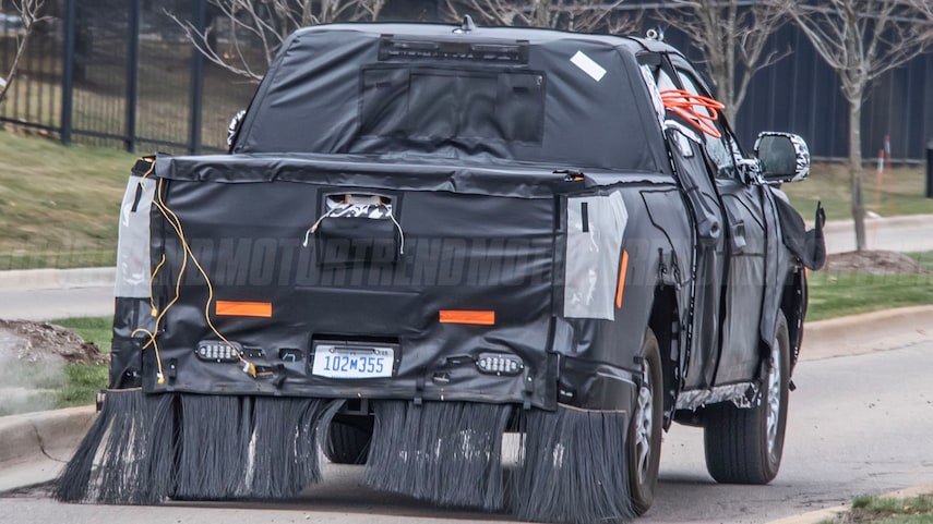 2025-Toyota-Tacoma-Hybrid-spy-shots-6_ff0a99a51110baec03957d62b68d869a62ea2e10.jpg