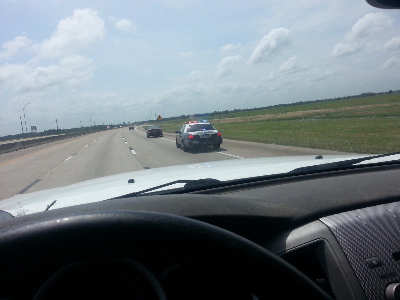 20hmzxk_59342952cf238729c76b3013bcbad2c040fc369e.jpg
