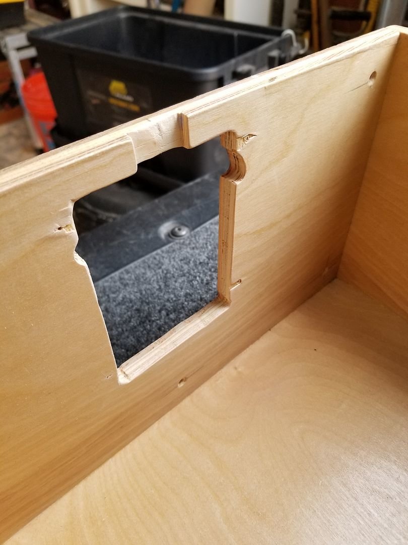 21_latch_cutout_8587dae72e13d81f026472e8a018fc772102a9e0.jpg