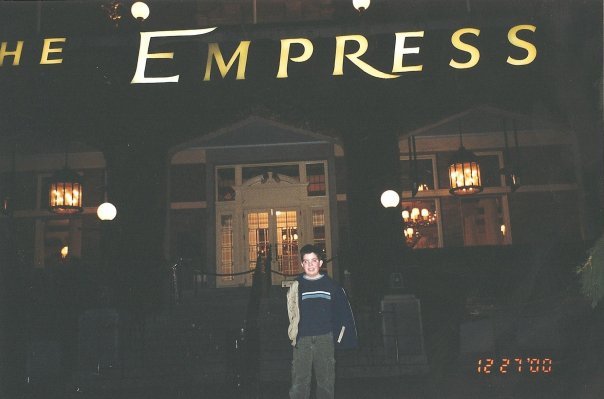 22067_1315962336377_8355692_n_5fa8502aaa9ee45167d99eaf596cfa6253eebad8.jpg