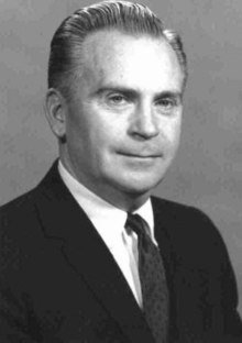 220px-Robert_Kearns.jpg