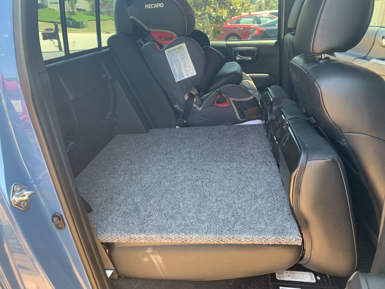 REAR SEAT PLATFORM World