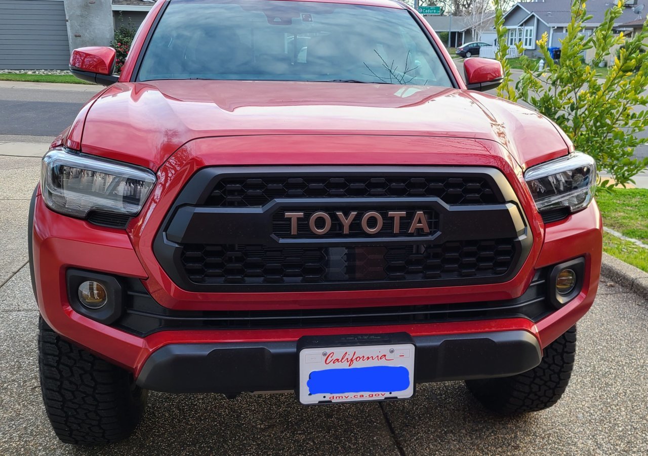 22tacoma_led2.jpg