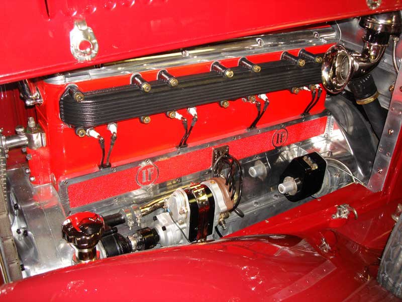 24isotta_motor1.jpg