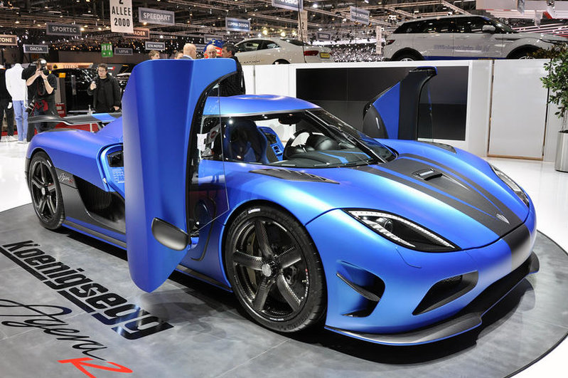 26-koenigsegg-agera-r-geneva.jpg