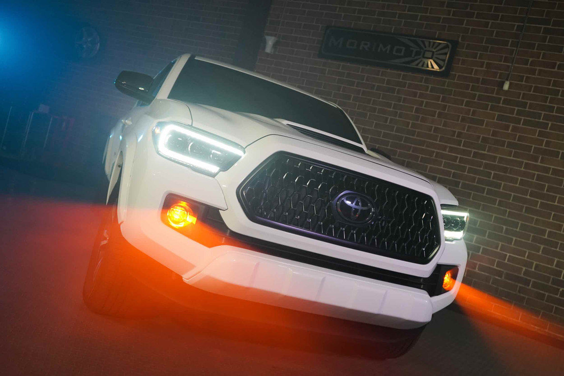 27082.Toyota_Oval_Morimoto_XB_LED.140.jpg
