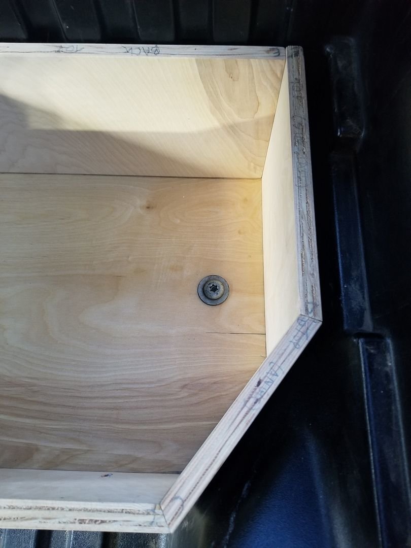 29_box_test_fit_bed_anchor_97d36bc79097190bc3833fc10b15c4af7e273a80.jpg