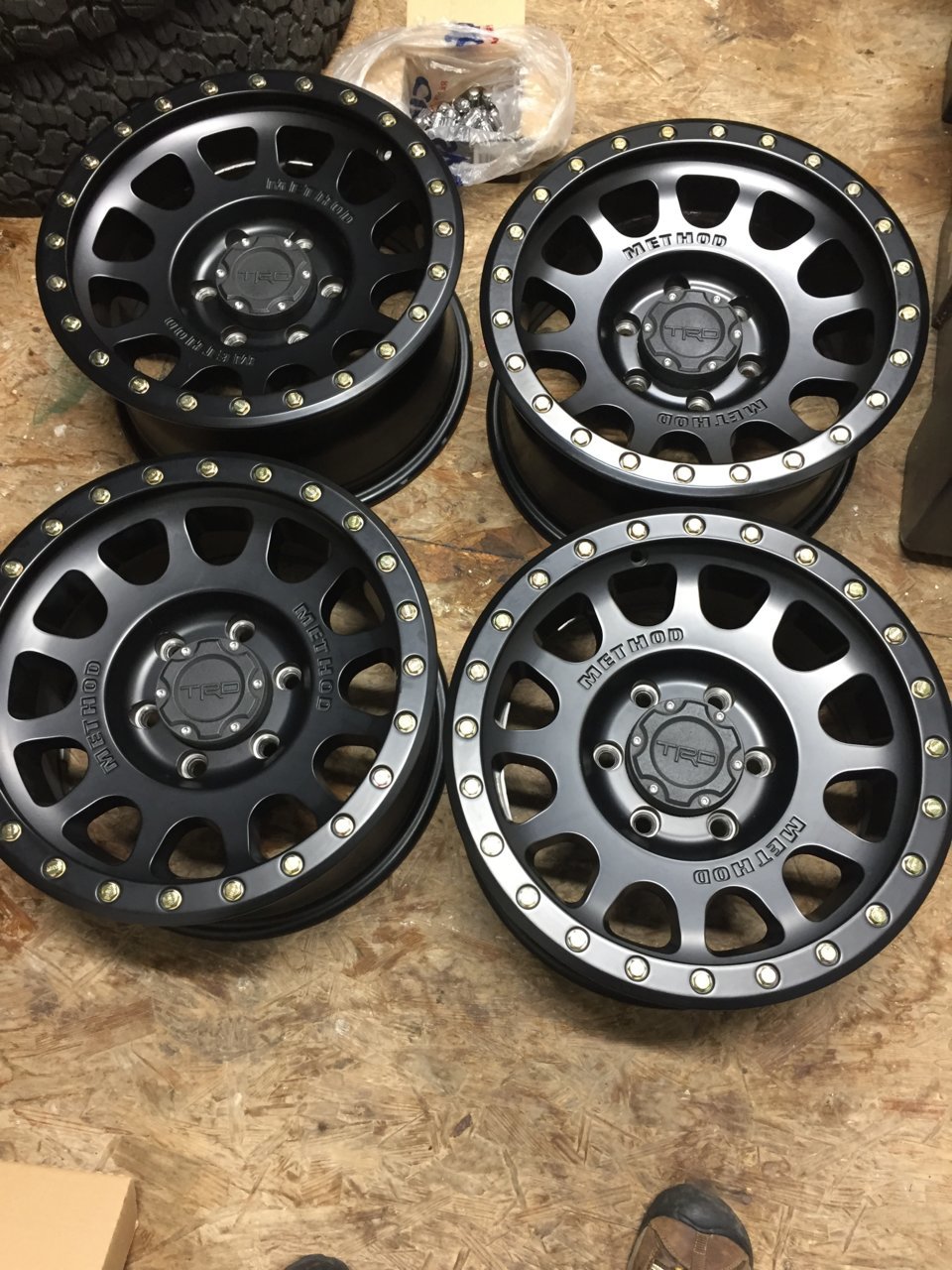 2_wheels1.jpg