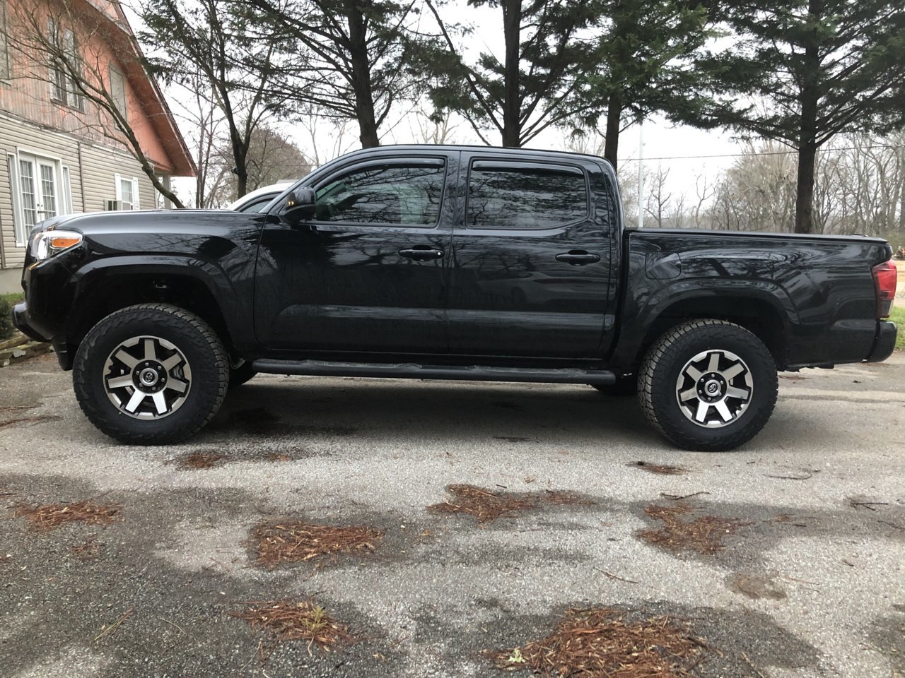 Anyone using 4runner trail wheels on there 3rd gen? post pics | Page 18 ...