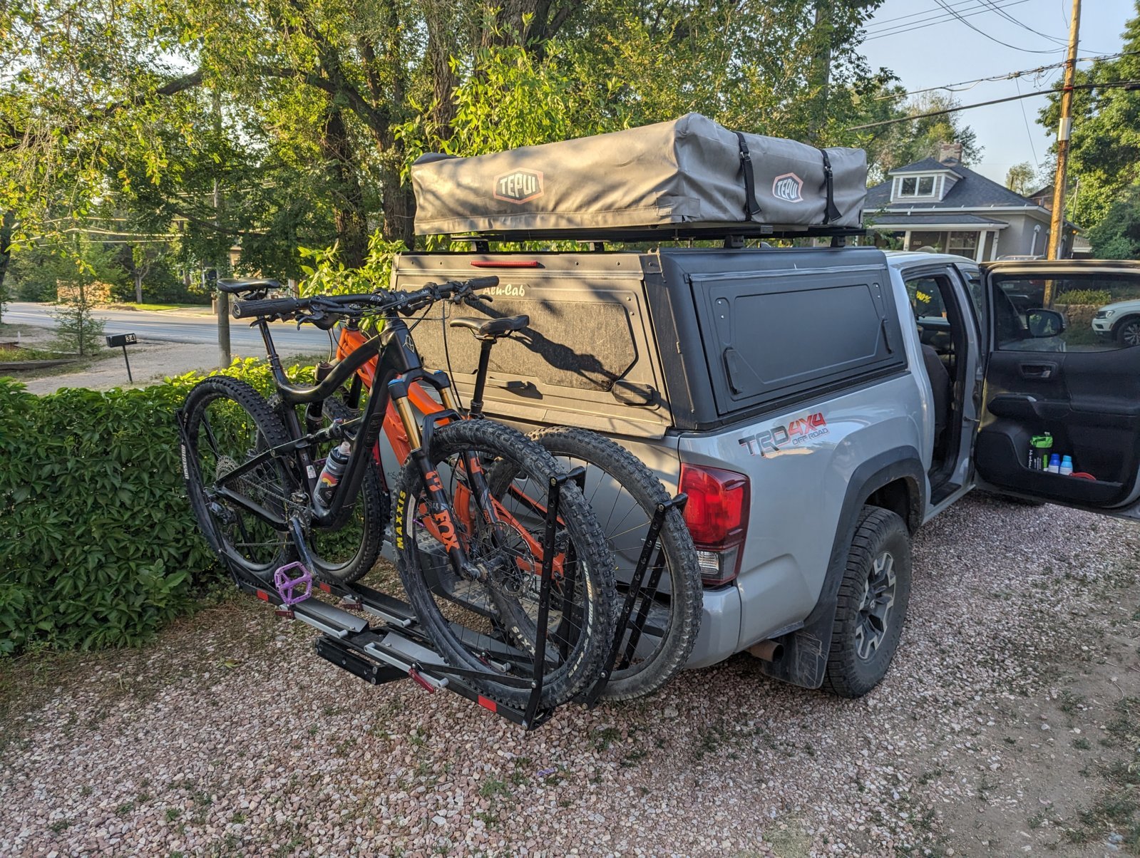 2bikes_1up.jpg