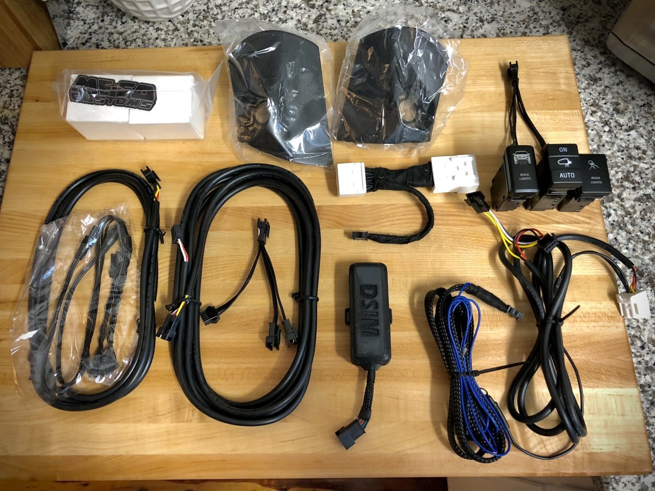 2D51B952-4BAE-440D-8D83-199C9A16D1D0.jpg