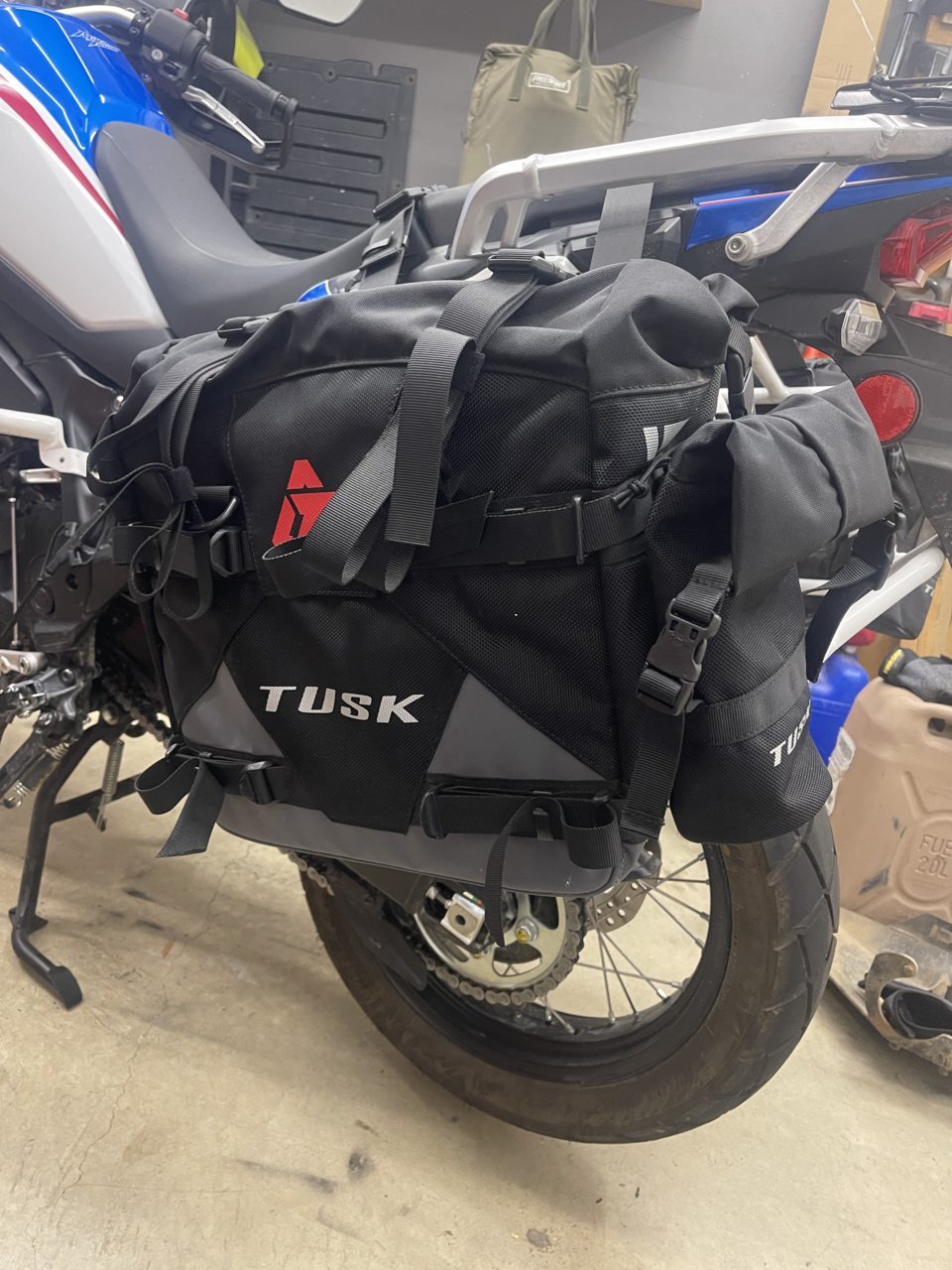 Tusk pilot 2024 pannier bags