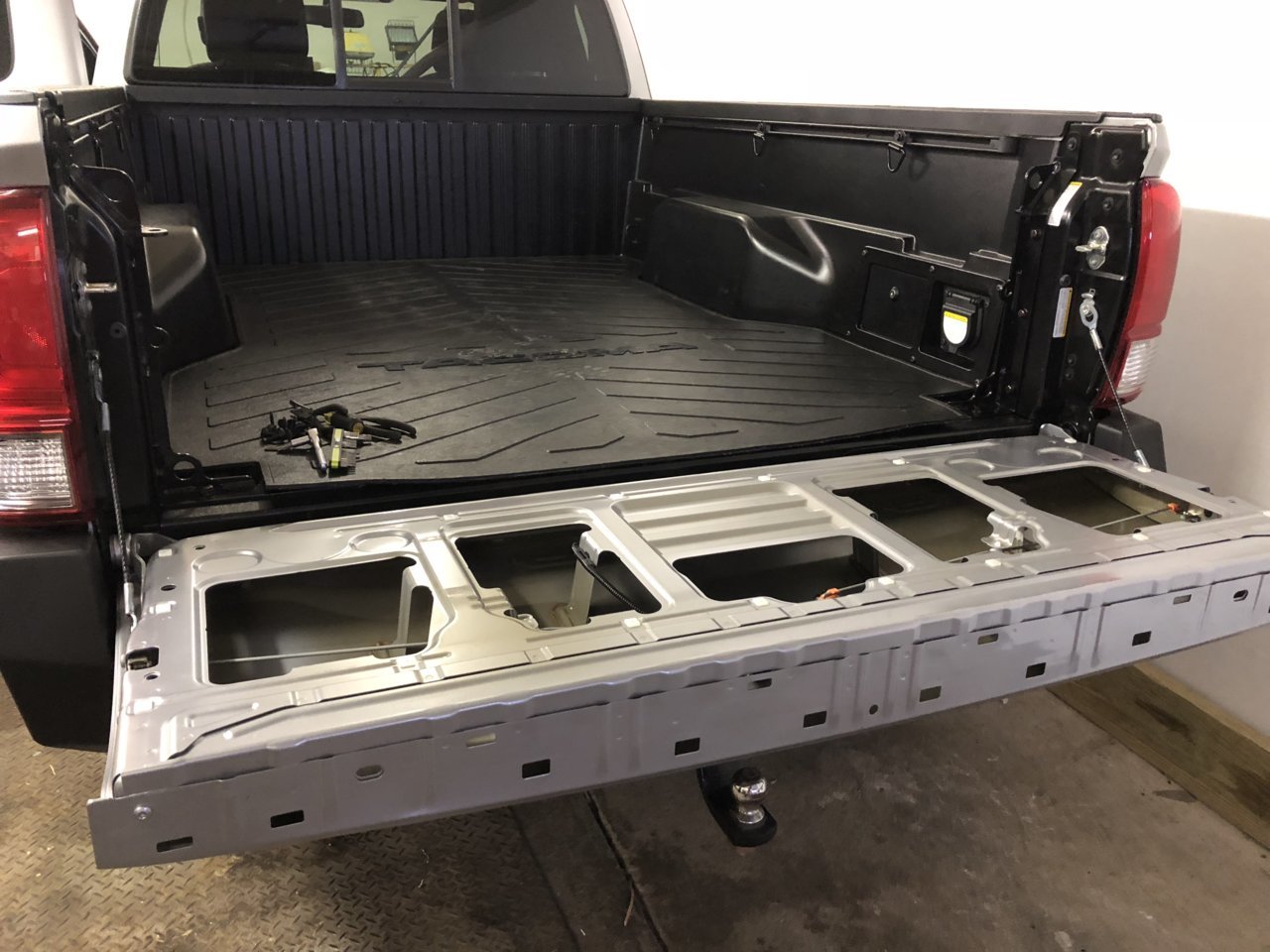 Tailgate Step For Toyota Tacoma