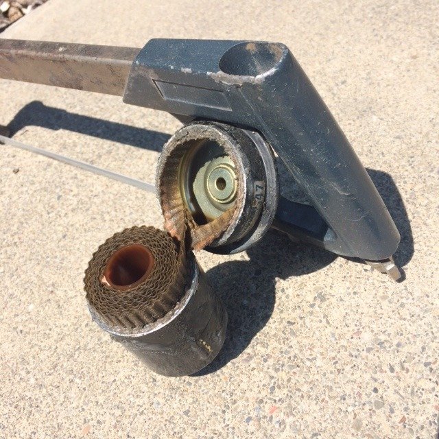 2kTacomaFuelFilter_64978a4e4cbf60f96fd6de7fb8bec35c3ae67eb7.jpg