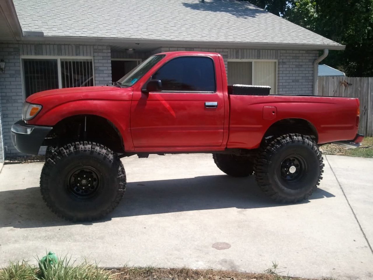 2me8qx5_84298a22c7975b728425524a576a0b68c3856505.jpg