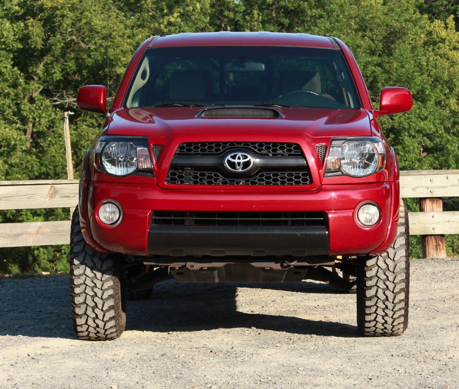 Photos Early 2nd gen. Bumper Center Blacked Out | Tacoma World