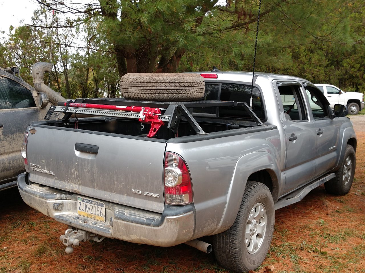 2nd gen rear highlift and flush tire carrier.jpg