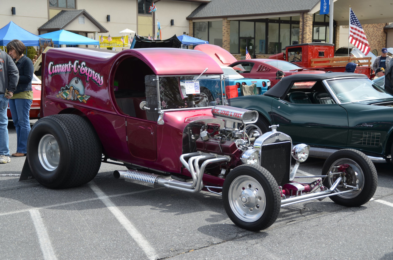 2ndAnnualMichaelAquilinaMemorialCarShow 001.jpg