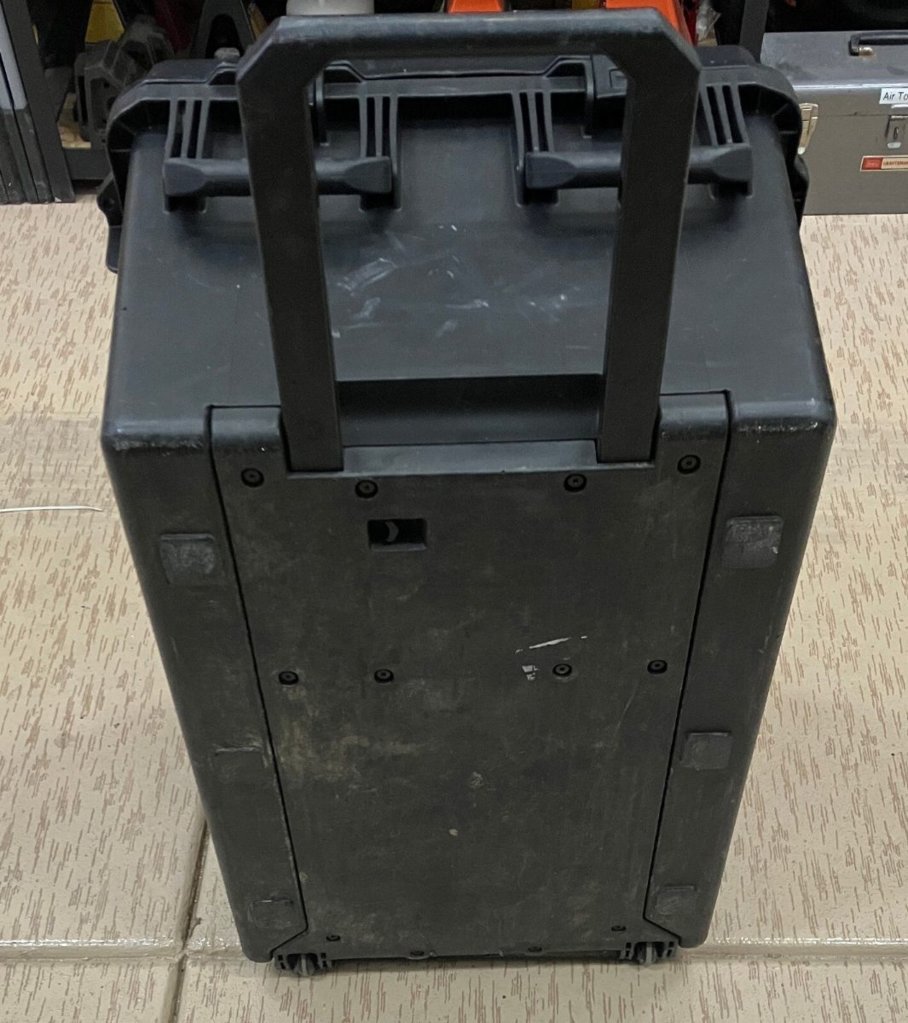 3-8A28PX6W.jpg