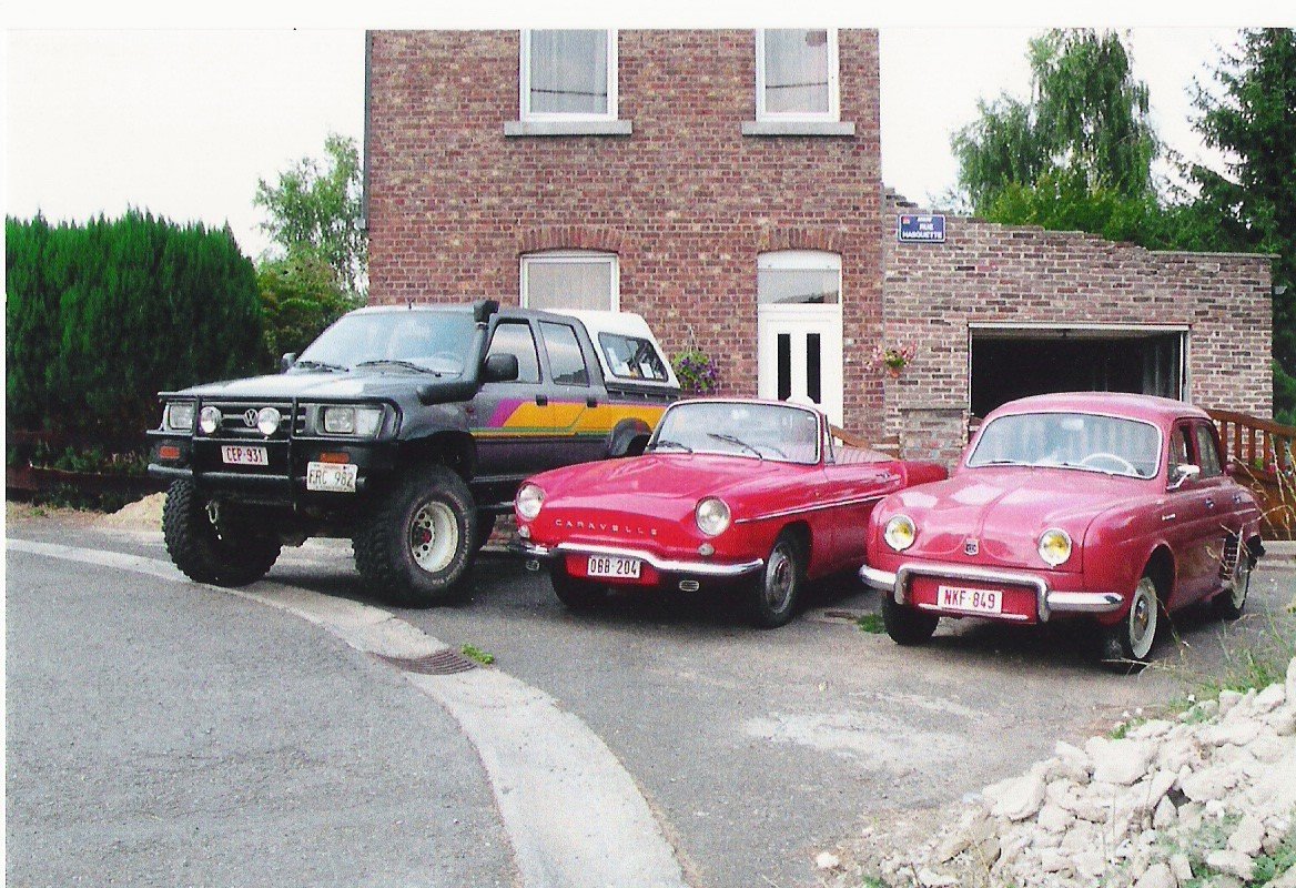3 autos 2001.jpg
