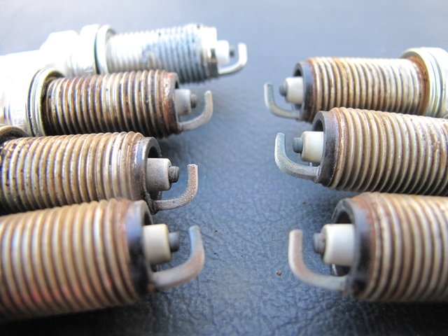 300000%20miles%20spark%20plug%202_zps5u3_ad42a27b31a3b84f3d7867ded9b1fbe6ce42fc6f.jpg