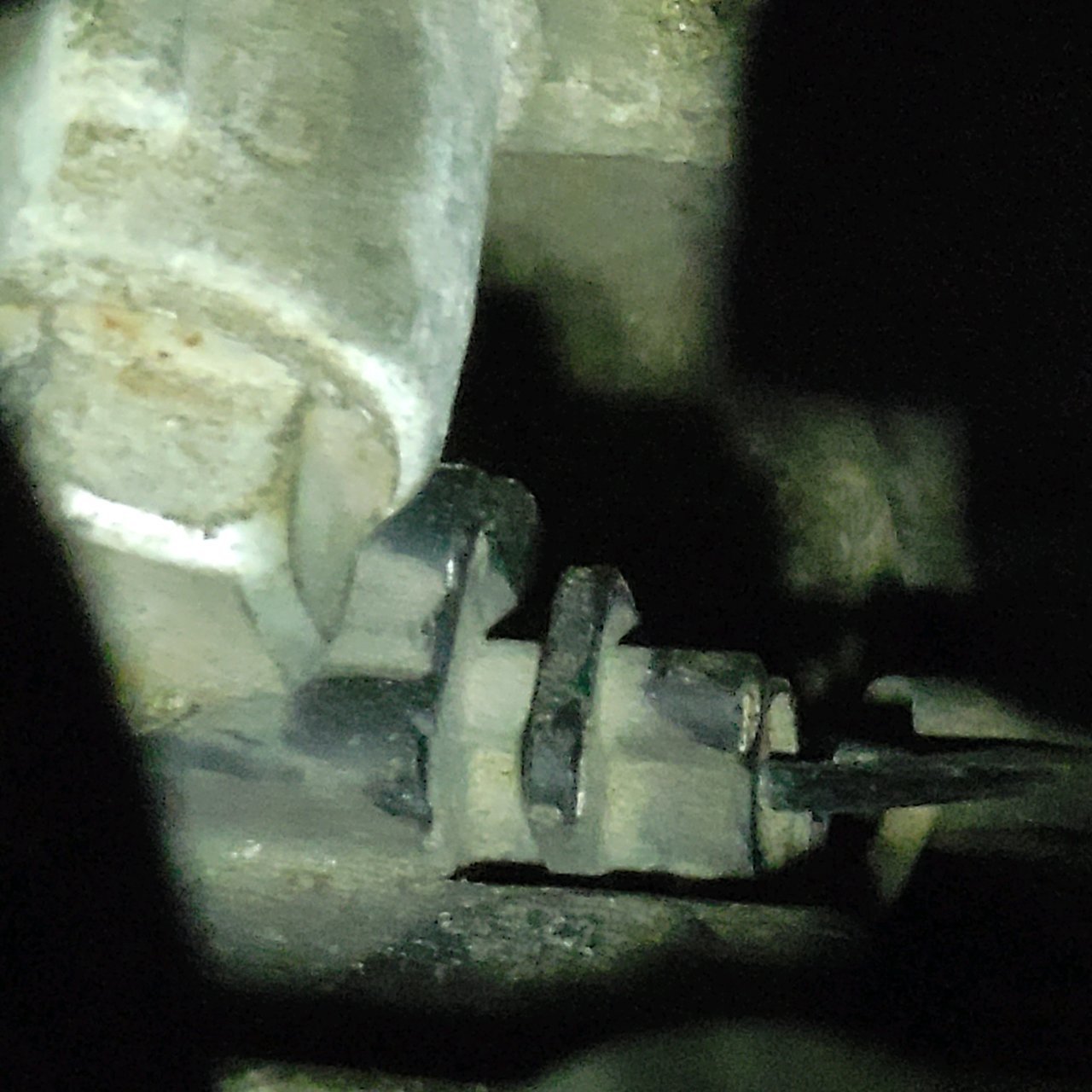 30371222013223.jpg