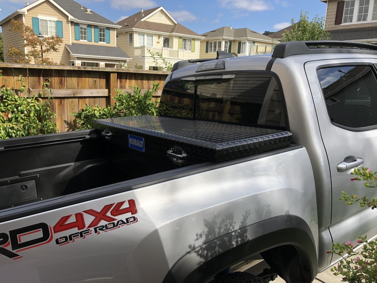 2018 toyota deals tacoma tool box