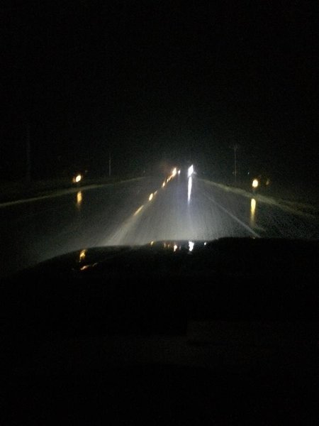 30''led bar drivin in rain.jpg