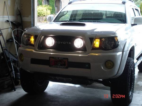 33870d1286286979-lightforce-grill-mount-grill_lights_024_2.jpg