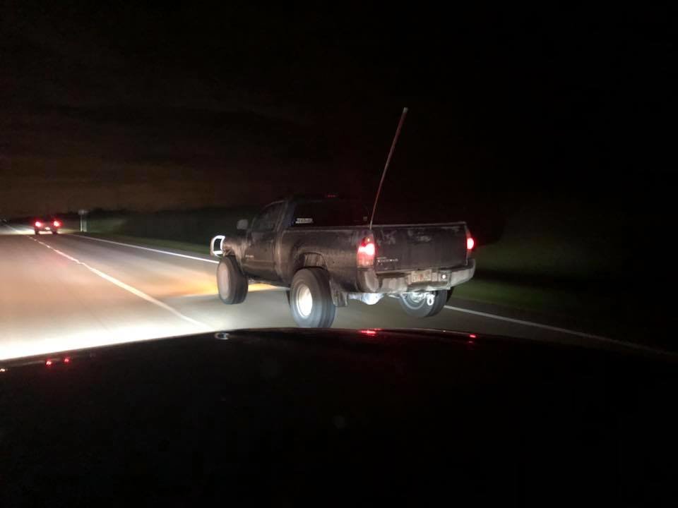 34200973_880516102155177_560744723938017280_n.jpg