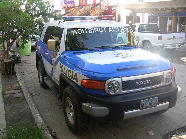 34389d1265342669-police-fj-mex-policia-6_1b2133abb4b703259c64a529355c1e5ab41493ca.jpg