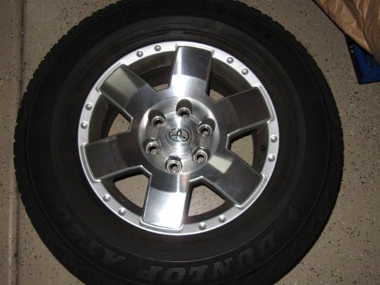 34587d1266736362-fj-cruiser-17-alloy-whe_811c161833401339fb0454bd72923dc801e25e32.jpg