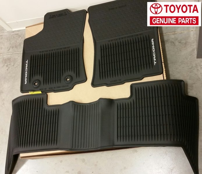 2006 toyota deals tacoma floor mats