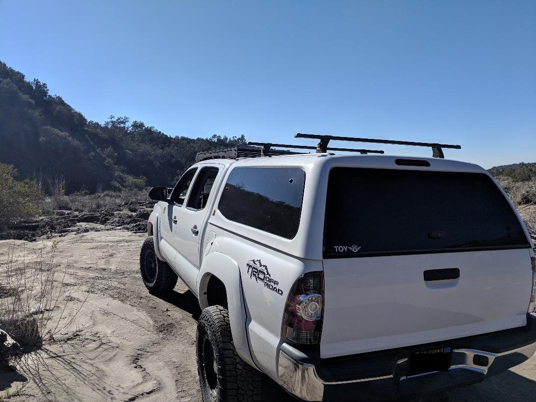 SOLD WTS Thule Tracker II Roof Rack Tacoma World