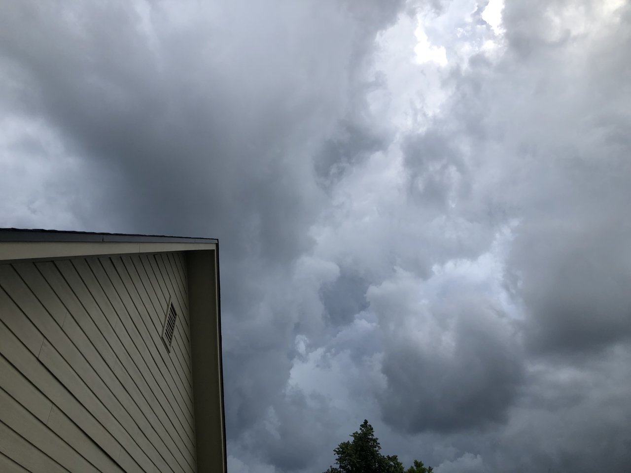 35984B23-9166-4652-BB41-64641FADDE58.jpg