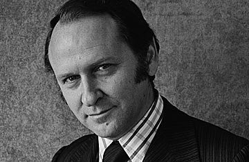 360_william_safire_0927.jpg