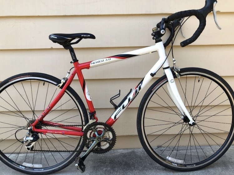 Fuji newest 3.0 road bike deals price