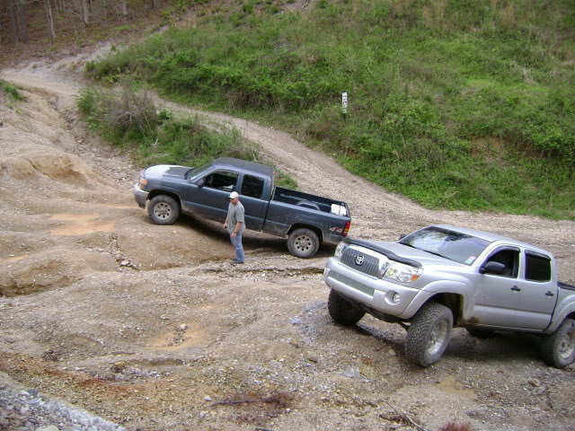 4-10-0976_b054752313f57e7431d9ba8ed2063130599caf4f.jpg