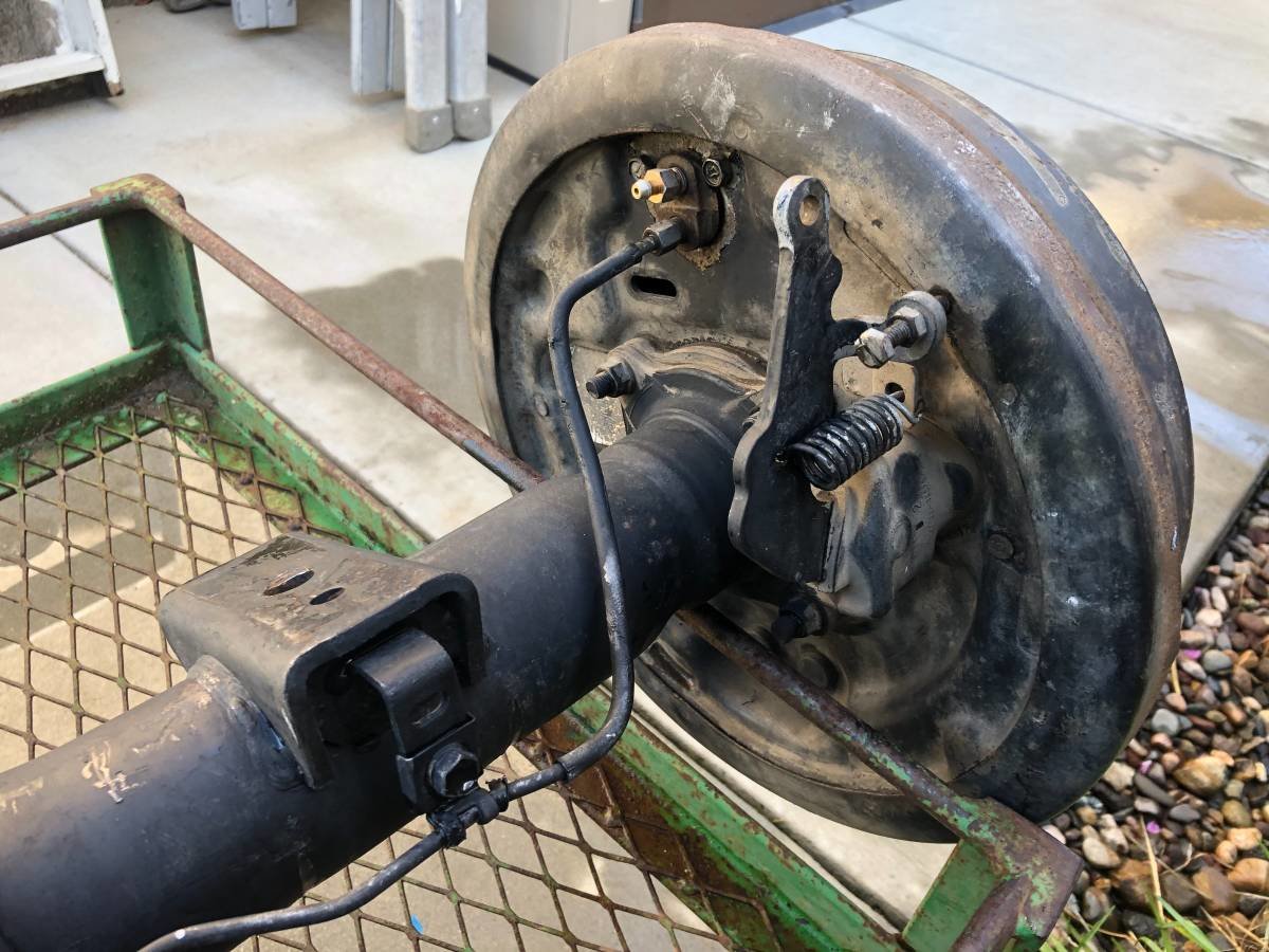 4.10 Gear Axle photo 3.jpg