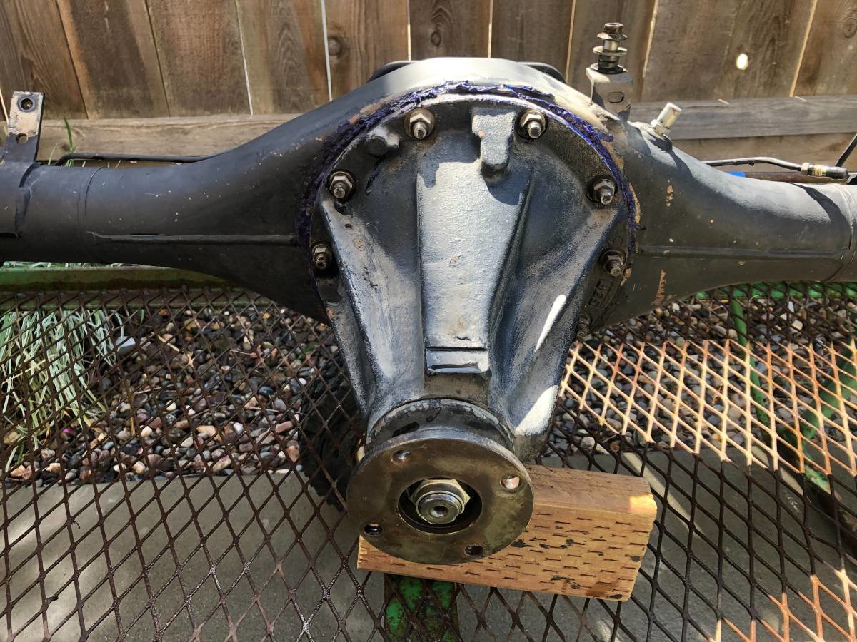 4.10 Gear Axle photo 4.jpg