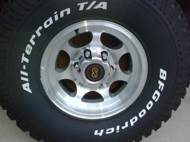 42085d1302103168-enkei-wheels-center-cap_91bb2b8185bc2cc19fdb24723b0a660db6df8501.jpg