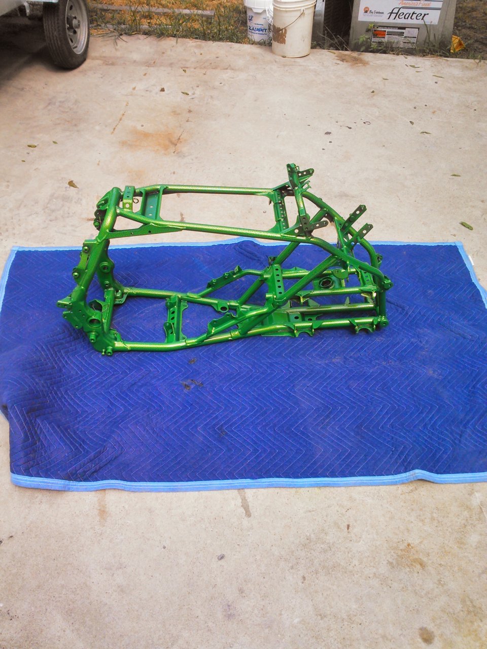 450 Frame 3.jpg