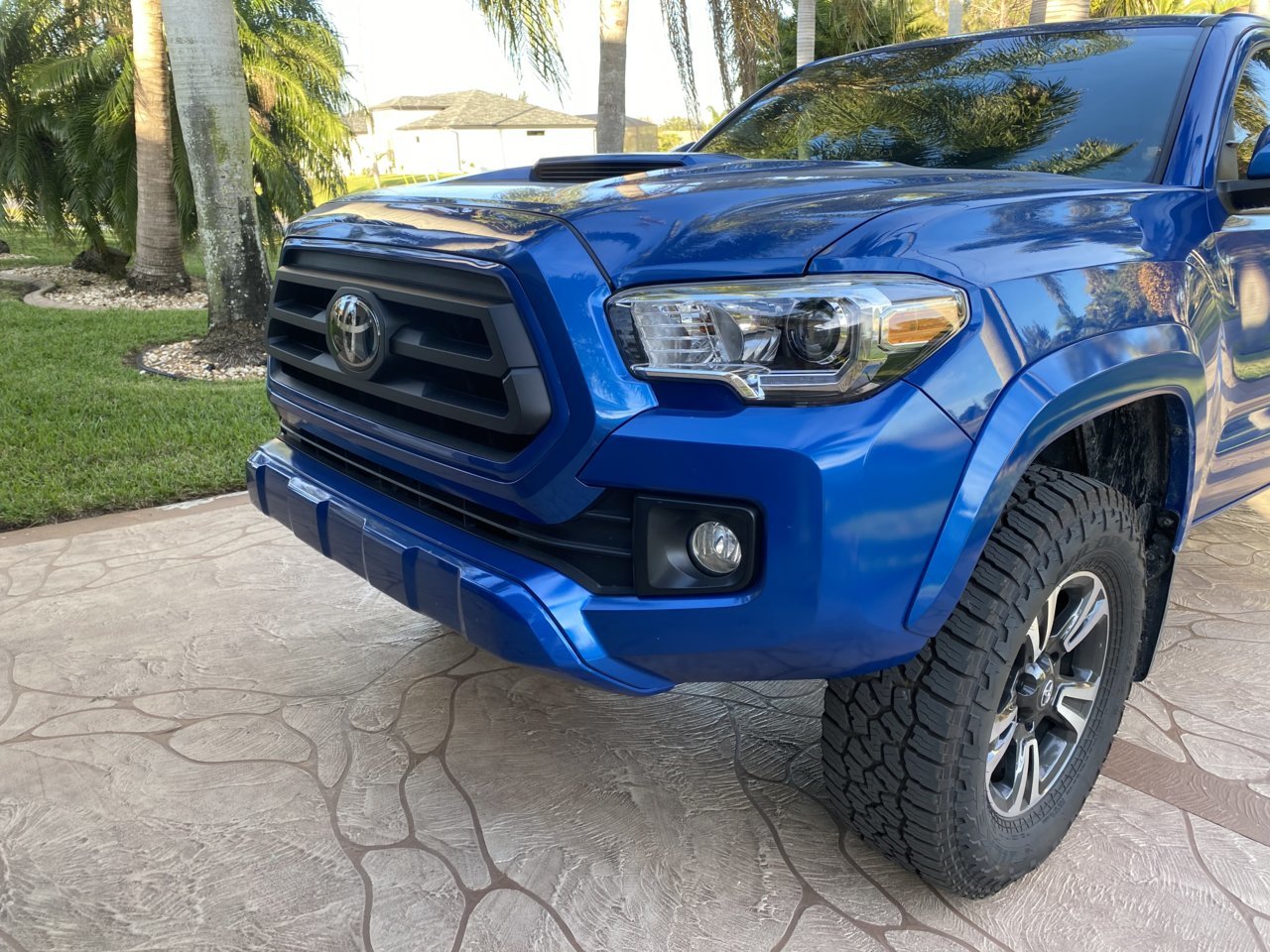 2020 Tacoma Grill (not Pro grill) on 2019 Tacoma Sport ...