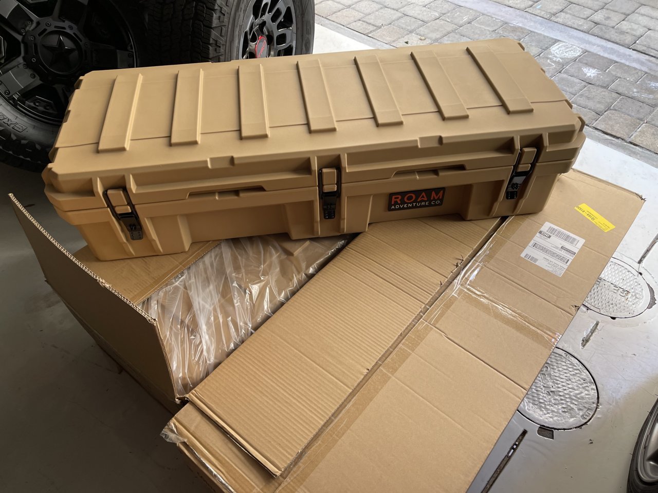 SOLD: Roam 95L Cargo Case New | Tacoma World