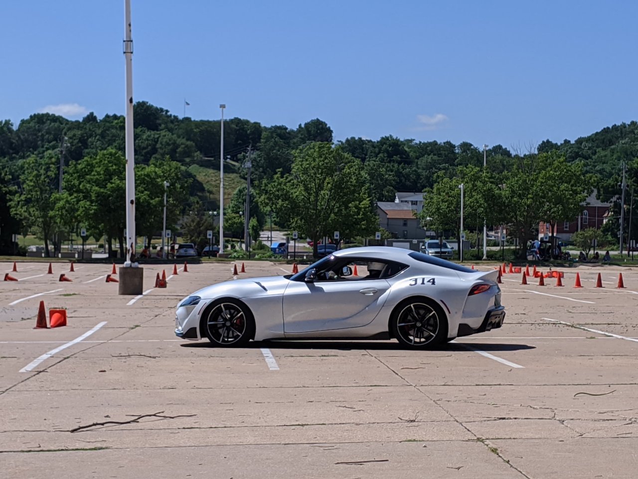 4A8602E3-88D0-4D8F-A696-4A4D405E2775.jpg