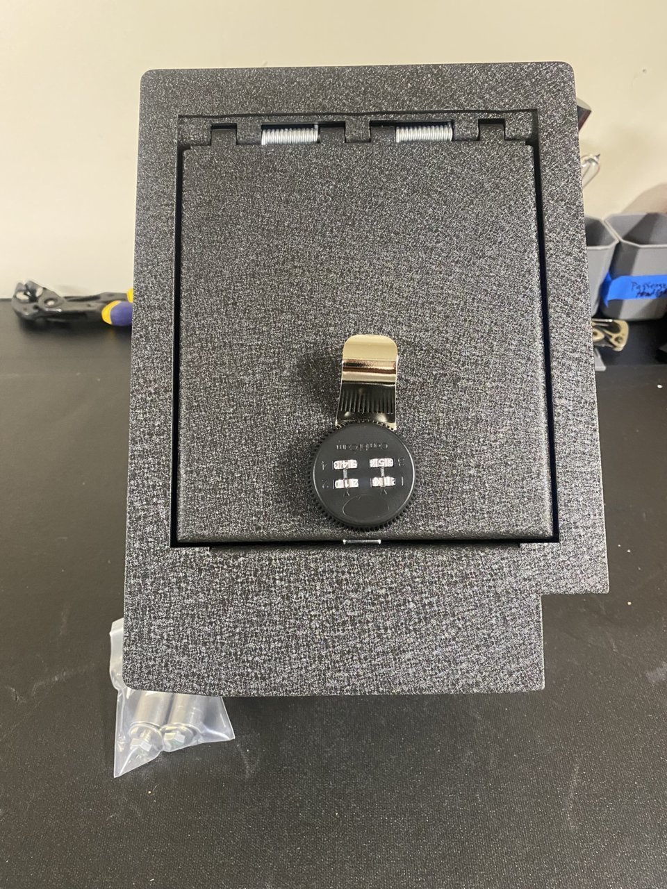 4runner safe.jpg