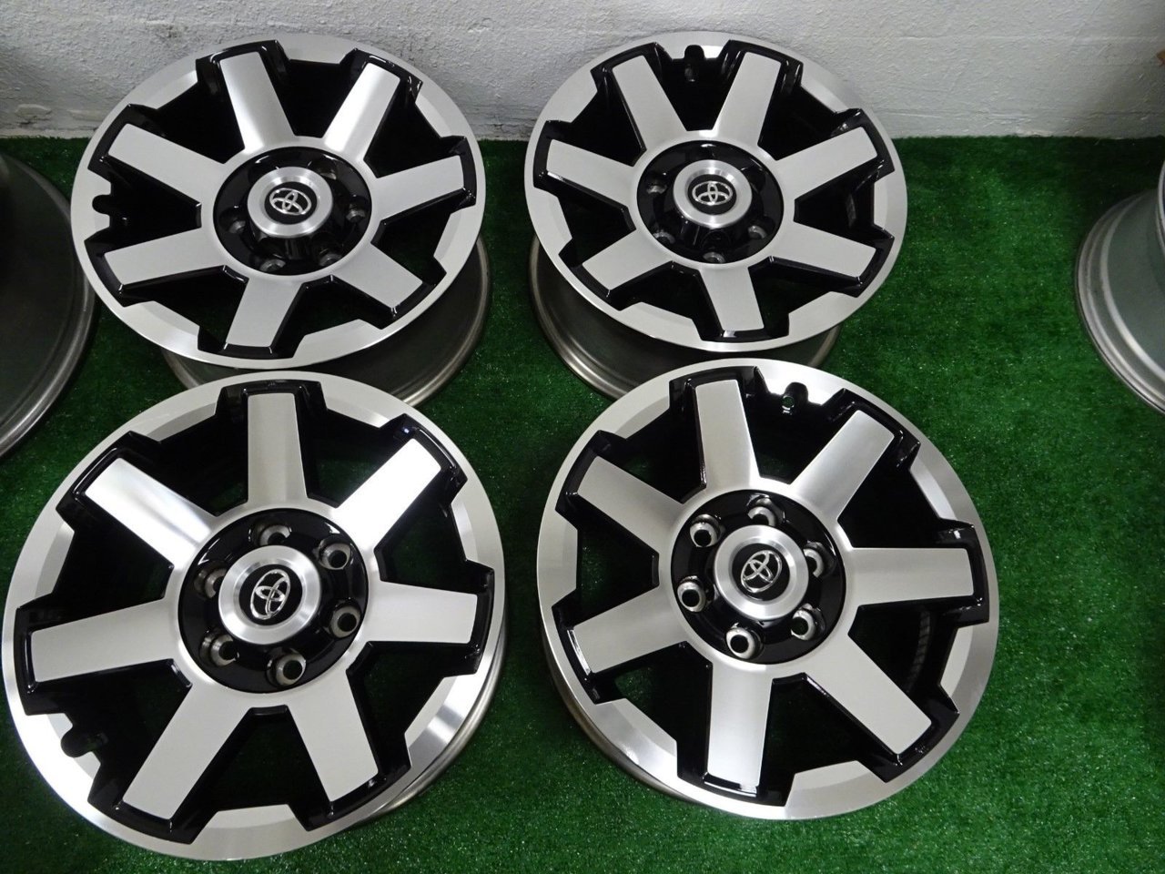 4runner TRD wheels.jpg