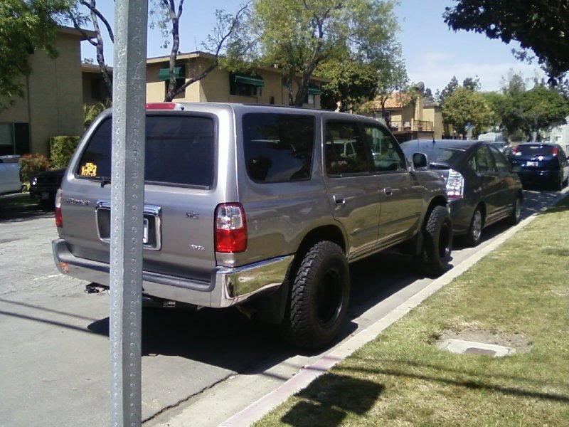 4runner3_6a2aebece67c93fce57870851395a6f4b0870500.jpg