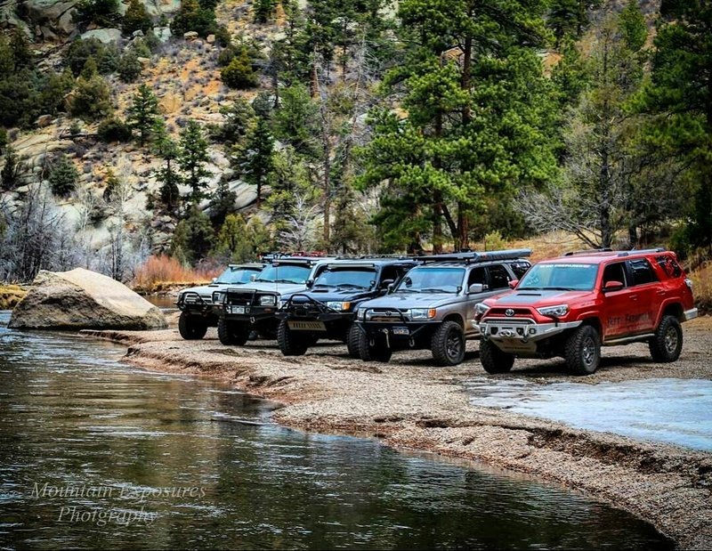 4Runners%20at%20river%203_zps74roqtse_1d2e987634833f09eccd9a30e0c771343f1ccf40.jpg