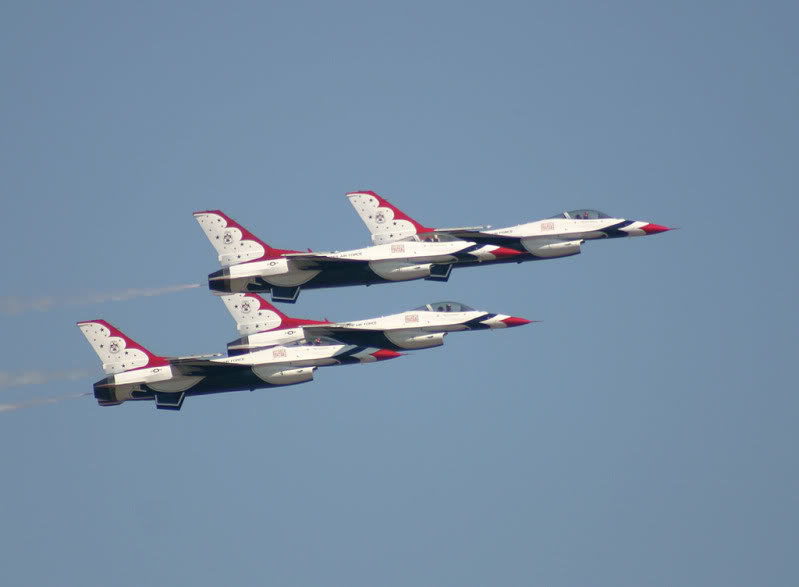 4Tbirds_65820f76a4d3974cc0a72c6819ed9ae14eb3f69a.jpg